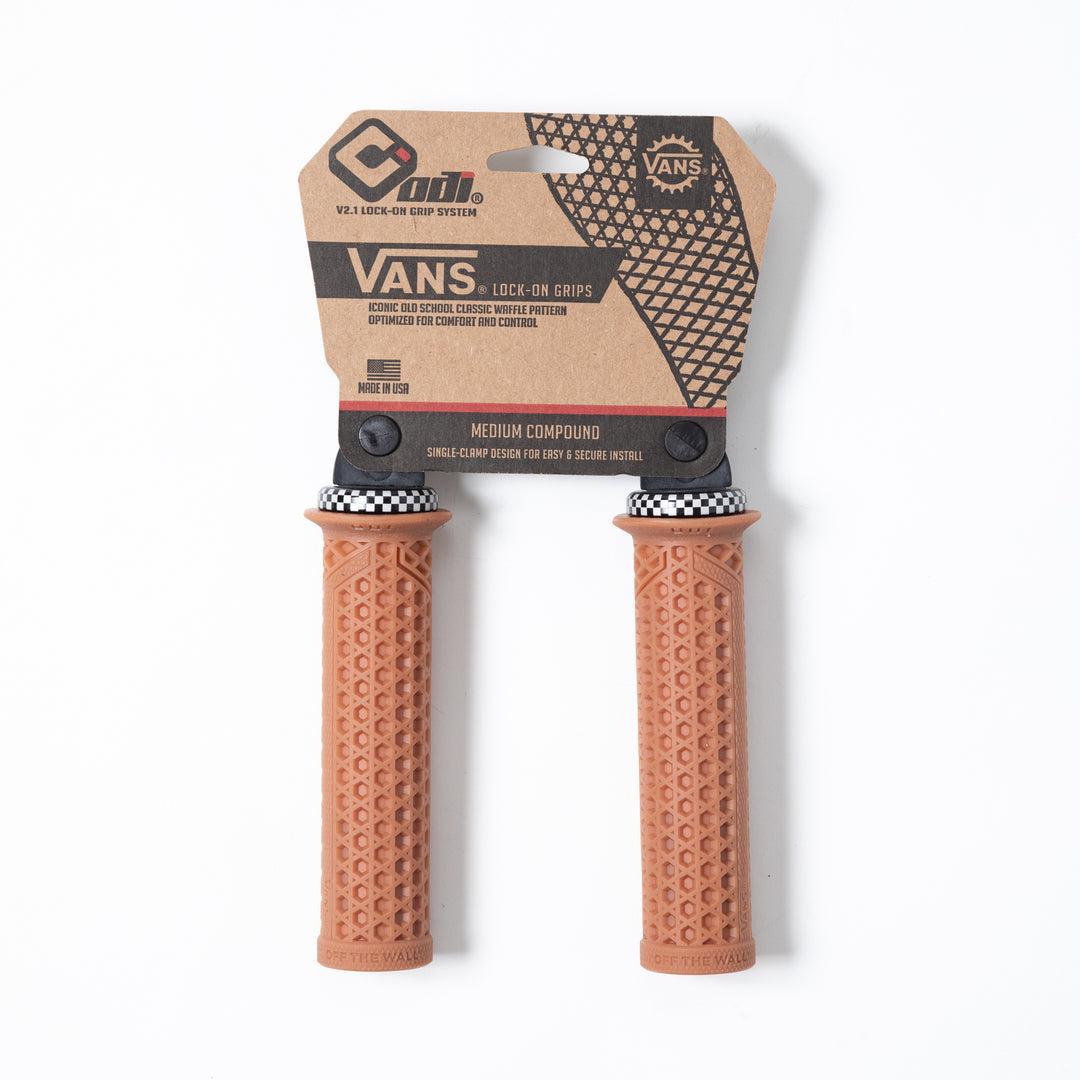 Bontrager&OnOFFカーボンライザーバーセットODI VANSグリップ Bontrager&OnOFFカーボンライザーバーセットODI VANSグリップ