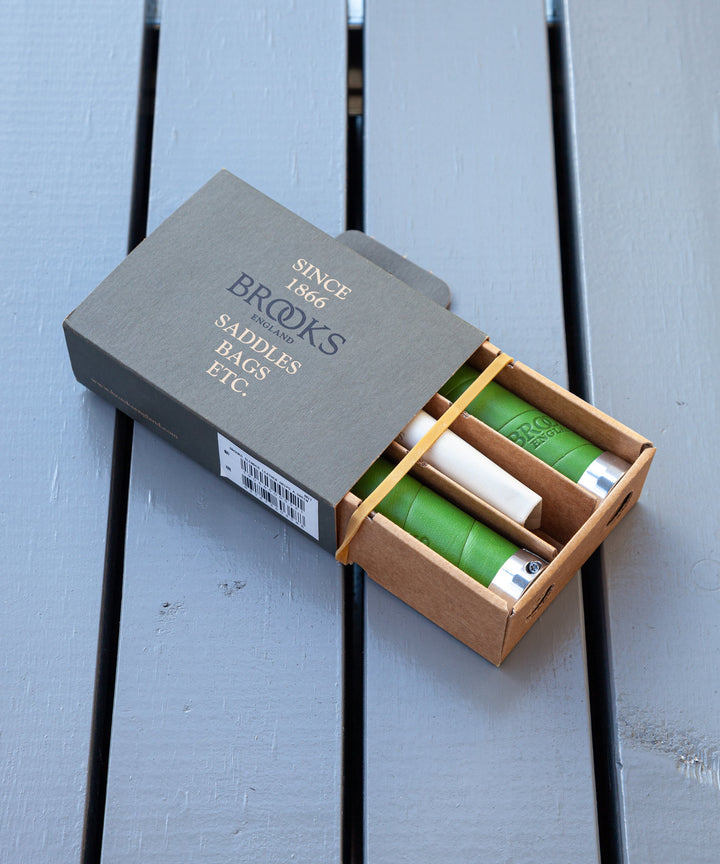 BROOKS SLENDER LEATHER GRIPS / レザーグリップ – MAD BOLT BROOKS SLENDER LEATHER GRIPS / レザーグリップ – MAD BOLT